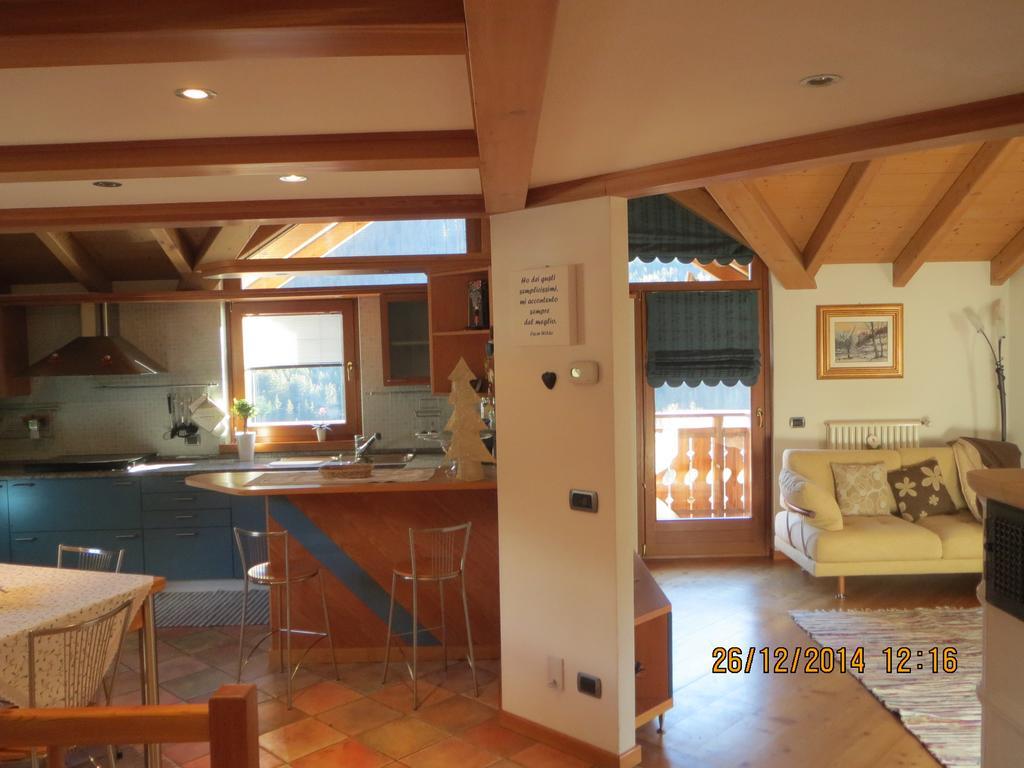 Ferienwohnung Casa Lucia Isolaccia Zimmer foto